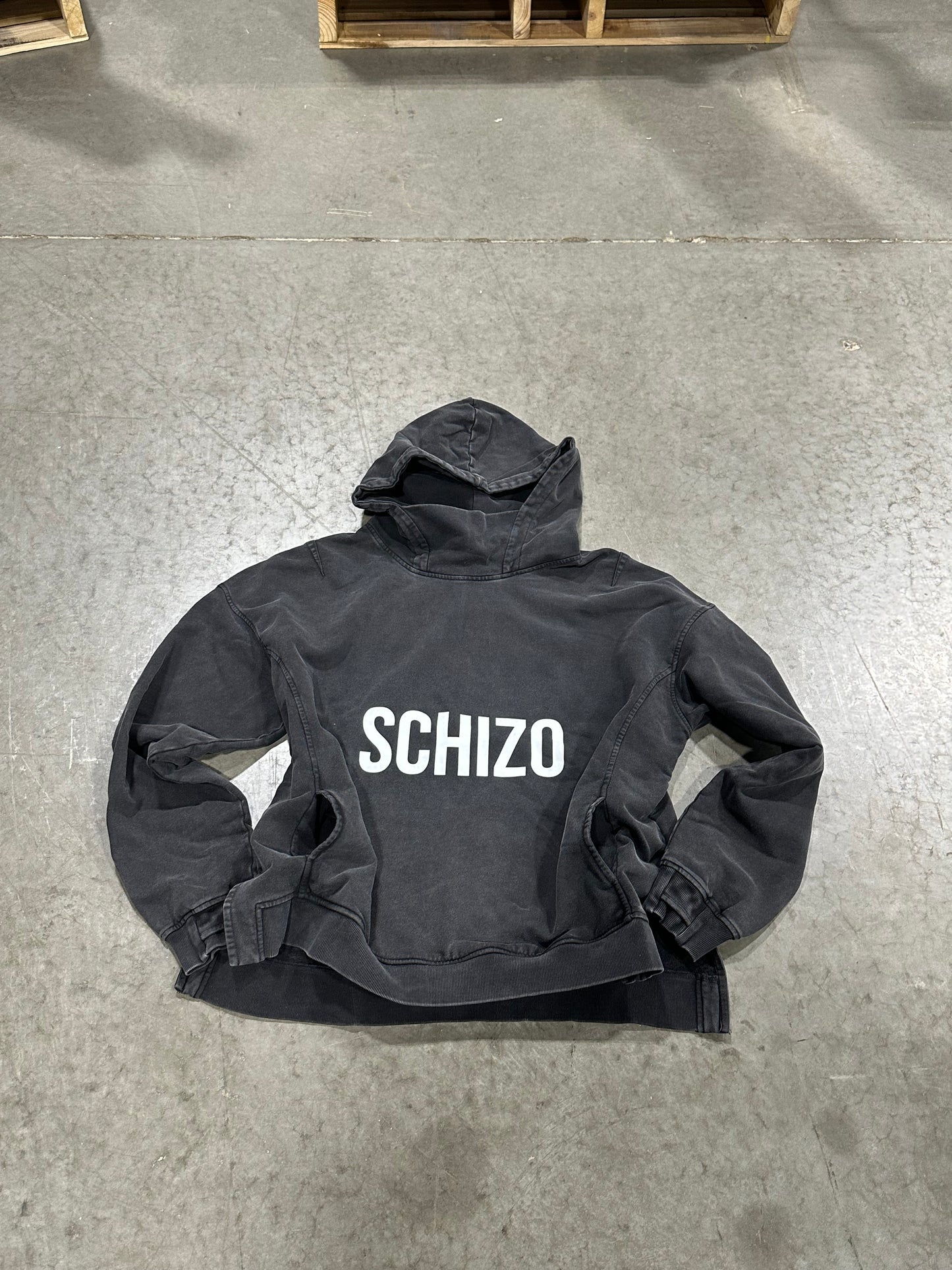 SCHIZO HOODIE