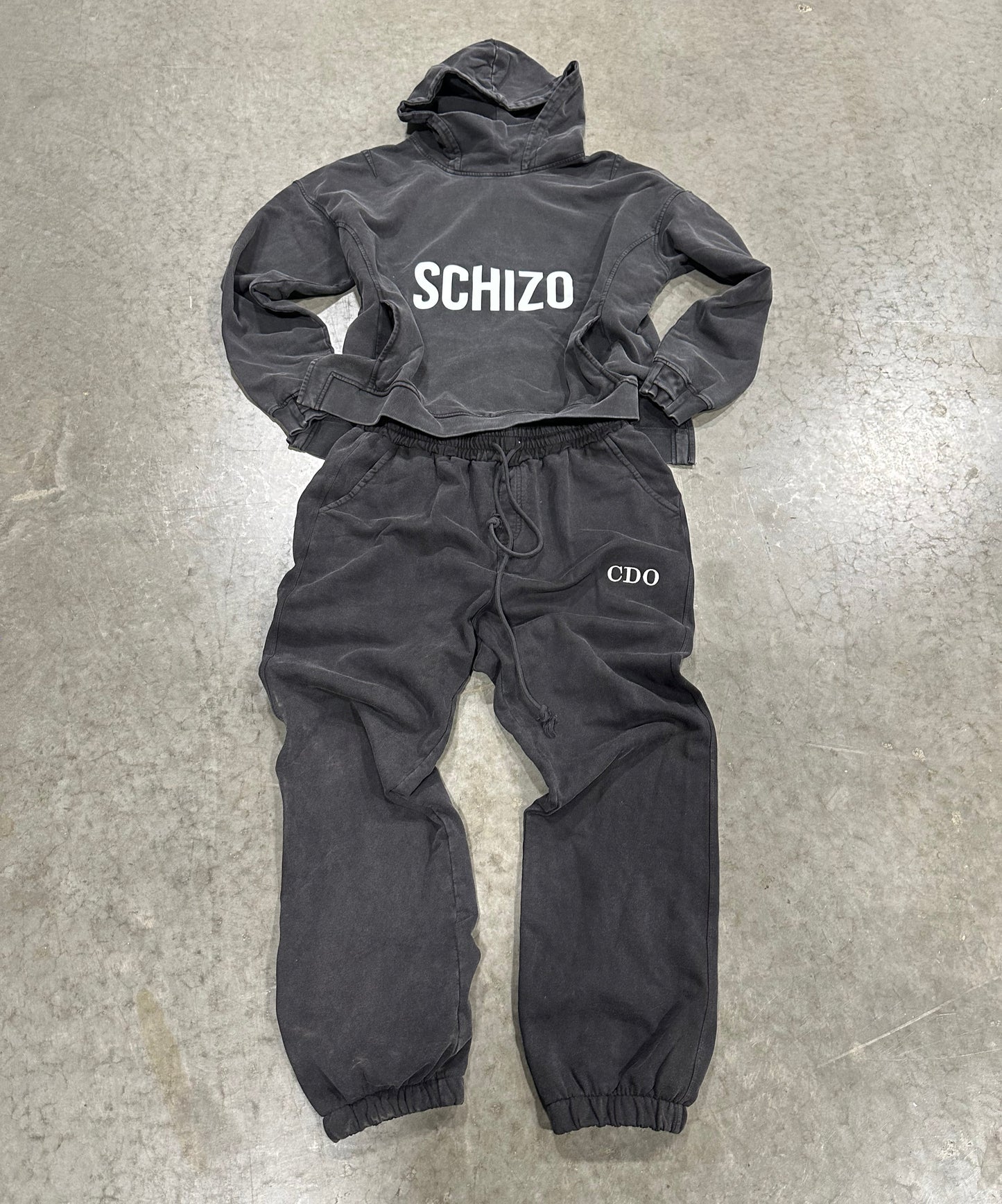 SCHIZO HOODIE